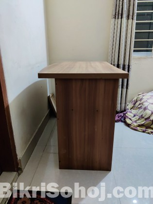 Used Reading table for sale